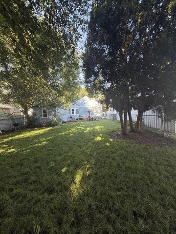1204 S 110th STREET, West Allis, WI 53214