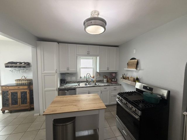 1204 S 110th STREET, West Allis, WI 53214