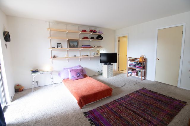 1706 Northfield Square D, Northfield, IL 60093