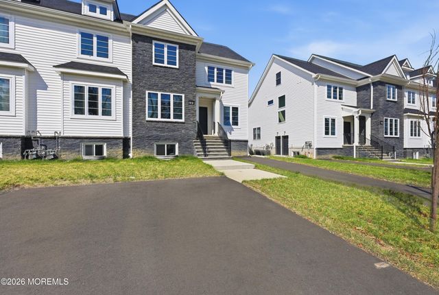 193 Colonial Drive, Lakewood, NJ 08701