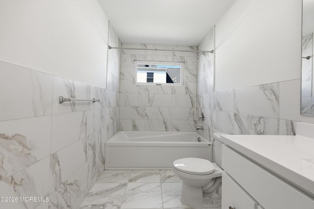 193 Colonial Drive, Lakewood, NJ 08701