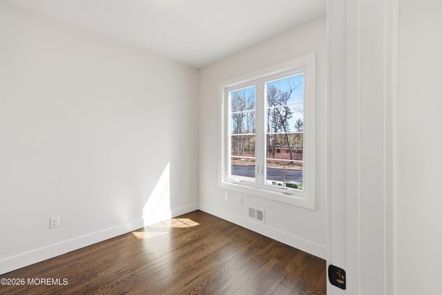 193 Colonial Drive, Lakewood, NJ 08701