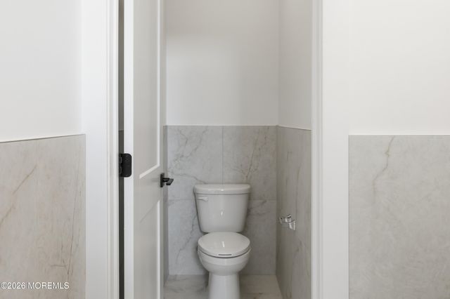 193 Colonial Drive, Lakewood, NJ 08701