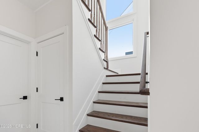 193 Colonial Drive, Lakewood, NJ 08701