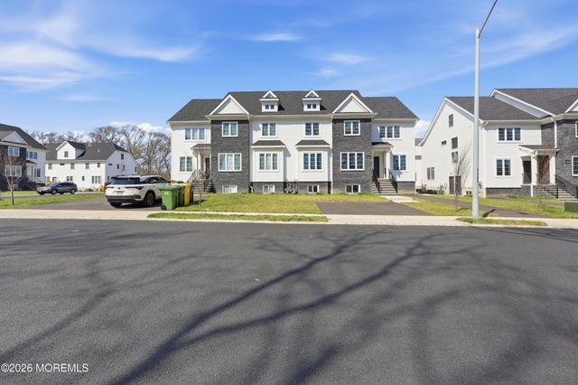 193 Colonial Drive, Lakewood, NJ 08701