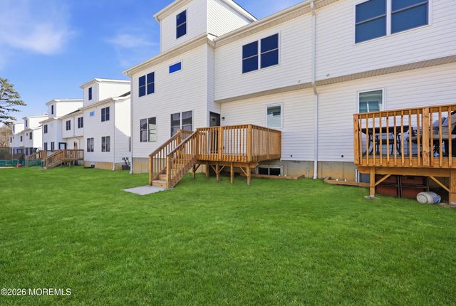 193 Colonial Drive, Lakewood, NJ 08701