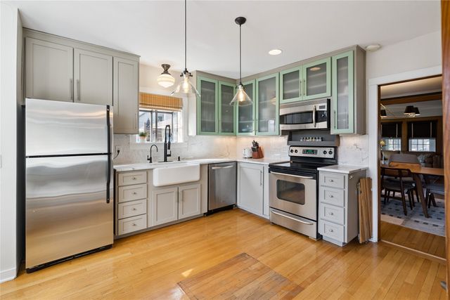 1545 46th Street, Des Moines, IA 50311