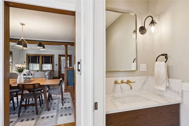 1545 46th Street, Des Moines, IA 50311