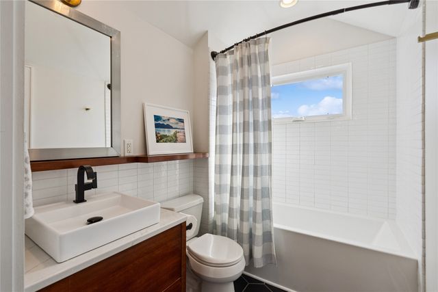 1545 46th Street, Des Moines, IA 50311