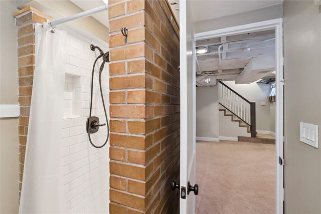 1545 46th Street, Des Moines, IA 50311