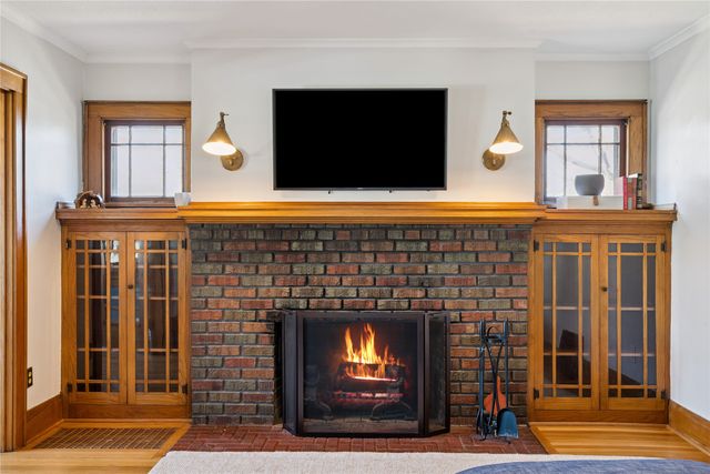 1545 46th Street, Des Moines, IA 50311