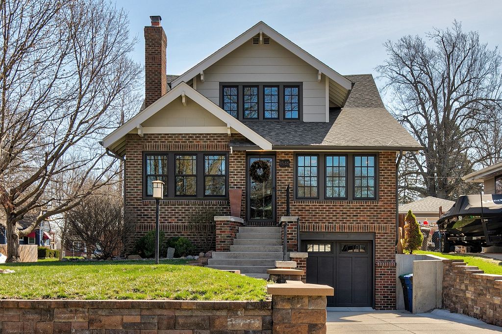 1545 46th Street, Des Moines, IA 50311