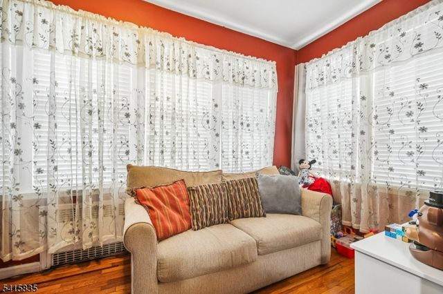 1611 Orchard Ter, Linden City, NJ 07036