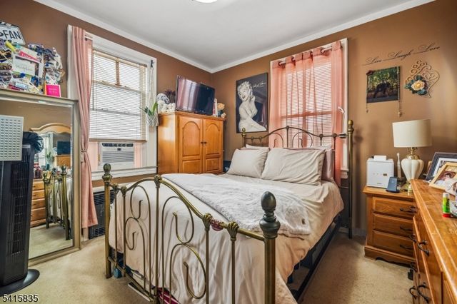 1611 Orchard Ter, Linden City, NJ 07036