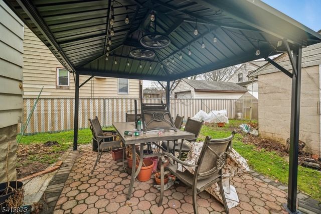 1611 Orchard Ter, Linden City, NJ 07036