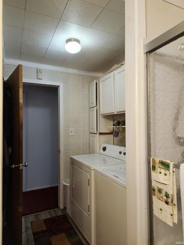 1443 Bedford Drive, New Haven, IN 46774