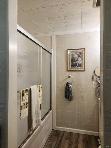 1443 Bedford Drive, New Haven, IN 46774