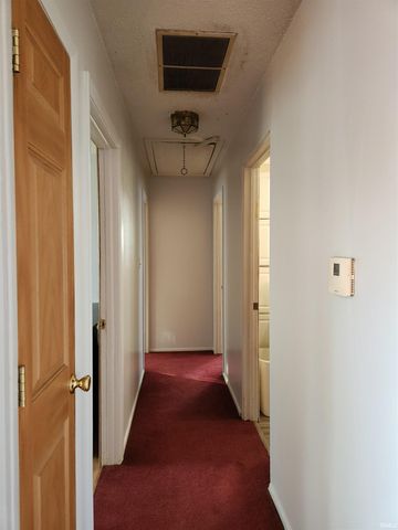 1443 Bedford Drive, New Haven, IN 46774