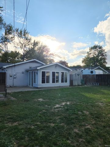 1443 Bedford Drive, New Haven, IN 46774