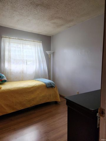 1443 Bedford Drive, New Haven, IN 46774