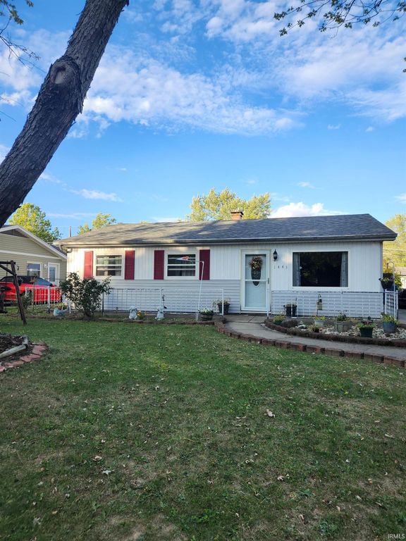 1443 Bedford Drive, New Haven, IN 46774