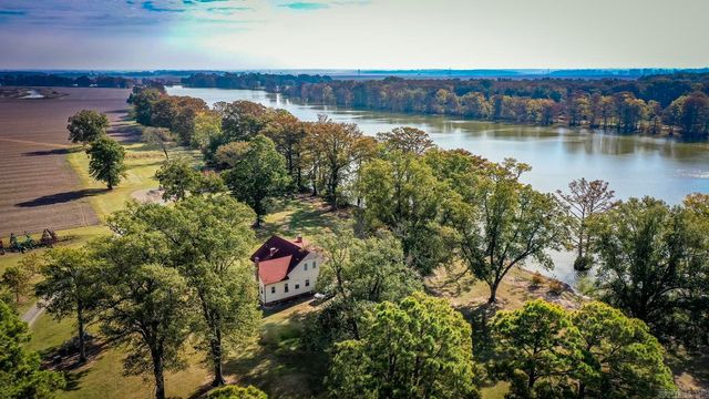 344 Dortch Bend Road, Scott, AR 72142