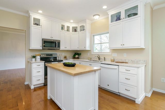 4101 Greenbelt Drive, Hilliard, OH 43026