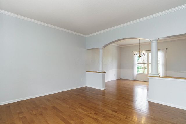 4101 Greenbelt Drive, Hilliard, OH 43026