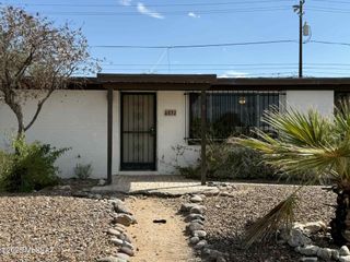 4832 E 24th Street, Tucson, AZ 85711