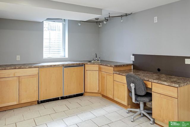 4501 Pine Street, Omaha, NE 68106