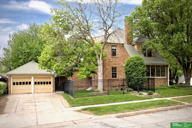 4501 Pine Street, Omaha, NE 68106