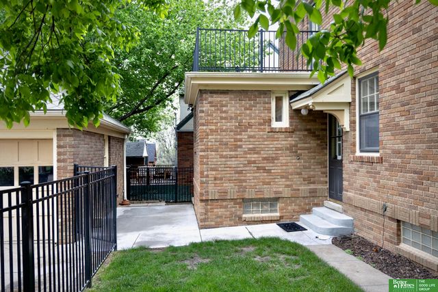 4501 Pine Street, Omaha, NE 68106