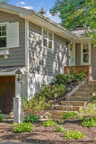 1165 Josephine Road, Roseville, MN 55113