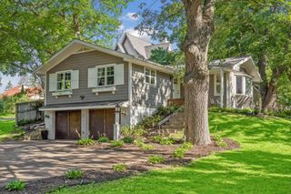 1165 Josephine Road, Roseville, MN 55113