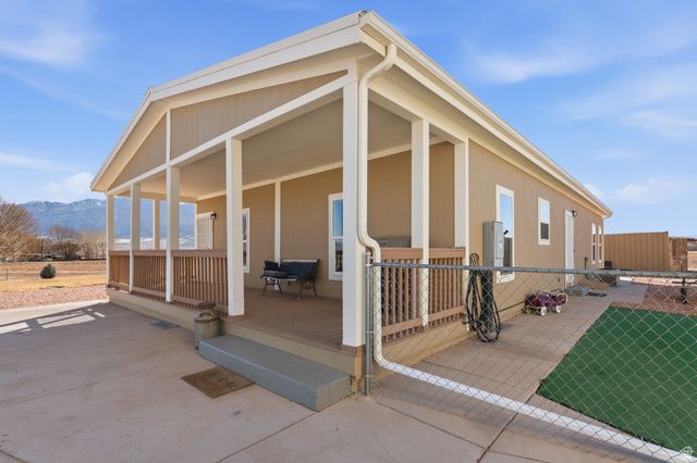 323 W 400 N, Central Valley, UT 84754