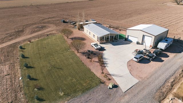 323 W 400 N, Central Valley, UT 84754