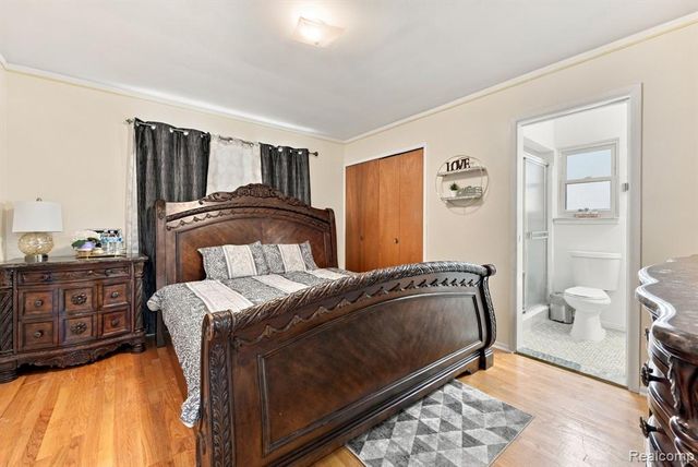 30238 Newport Drive, Warren, MI 48088