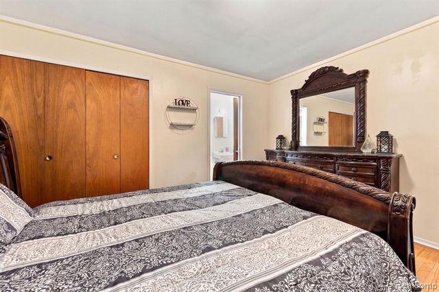 30238 Newport Drive, Warren, MI 48088