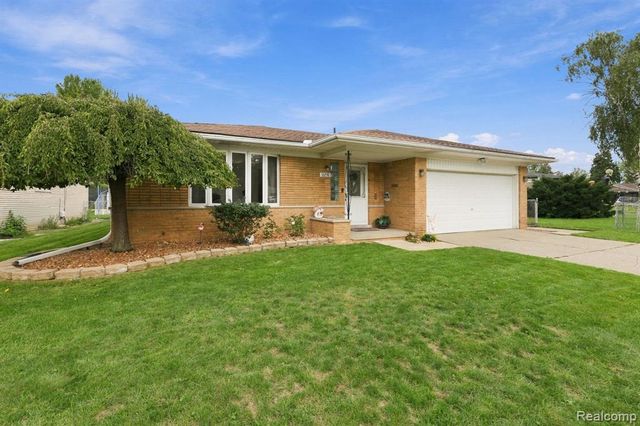 30238 Newport Drive, Warren, MI 48088