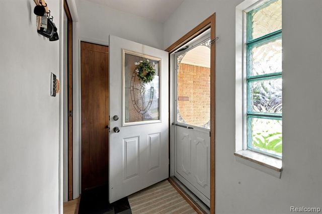 30238 Newport Drive, Warren, MI 48088