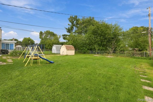 30238 Newport Drive, Warren, MI 48088