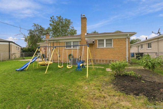 30238 Newport Drive, Warren, MI 48088