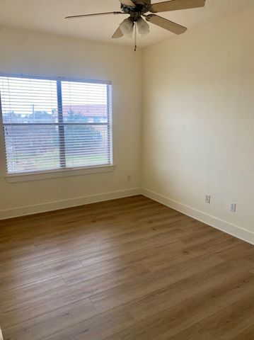 13420 Lyndhurst ST 404, Austin, TX 78729