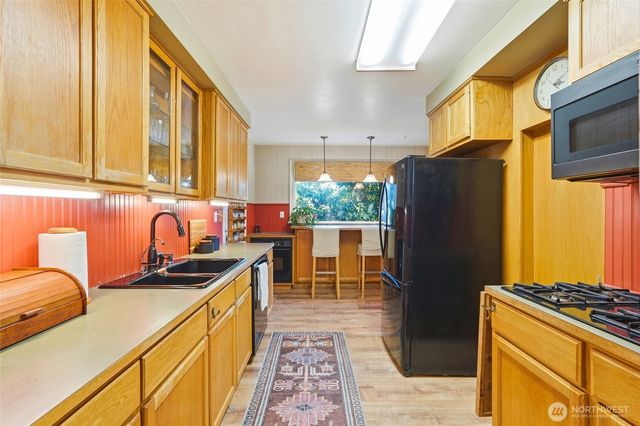 211 S 15th Street, Renton, WA 98055