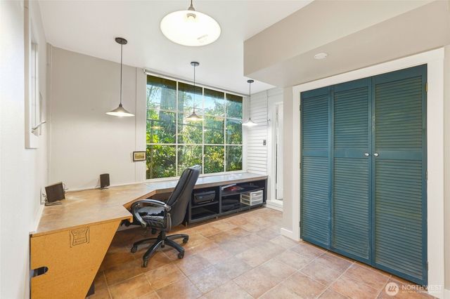 211 S 15th Street, Renton, WA 98055