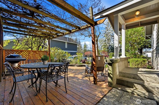 211 S 15th Street, Renton, WA 98055