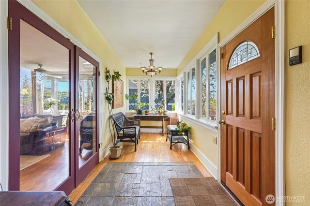 211 S 15th Street, Renton, WA 98055