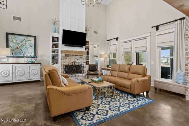 102 Northshore Point, Madison, MS 39110