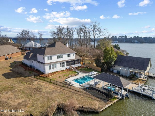 102 Northshore Point, Madison, MS 39110