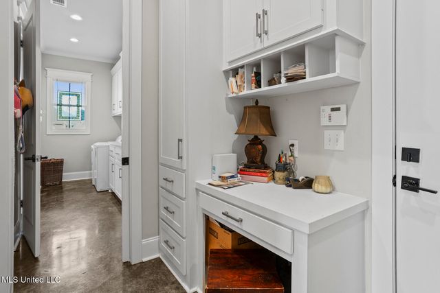 102 Northshore Point, Madison, MS 39110